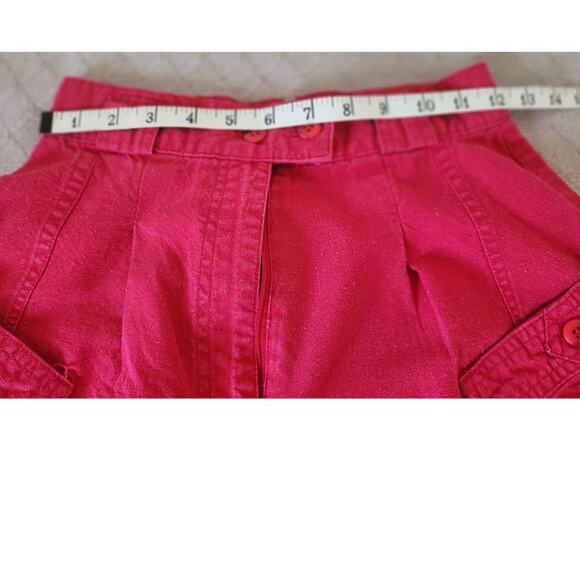 Vtg High Waisted  Red Shorts by IVY with Cargo Style Pockets Women's  Size 5/6 - Picture 5 of 8